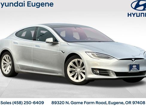 Used 2018 Tesla Model S 100D image 1
