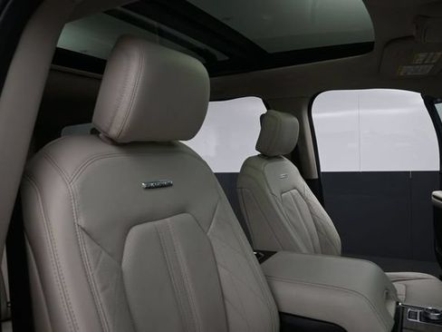 Used 2020 Ford Expedition Platinum AWD/4WD image 32