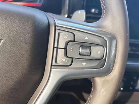 Used 2025 Chevrolet Silverado 1500 LTZ image 13