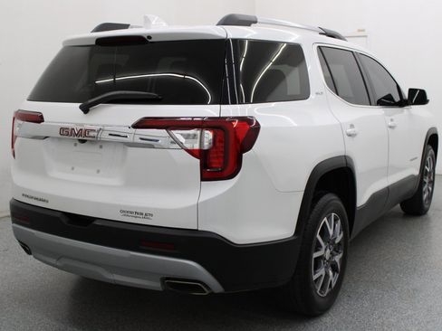 Used 2022 GMC Acadia SLT w/ LPO, Floor Liner Package FWD image 5