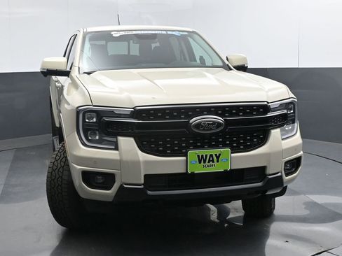 New 2025 Ford Ranger Lariat w/ FX4 Off-Road Package image 9