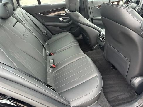 Used 2022 Mercedes-Benz E 350 4MATIC Sedan image 10