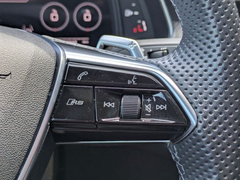 Used 2024 Audi RS 7 Performance AWD/4WD image 28