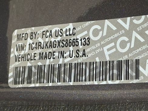 Certified 2025 Jeep Grand Cherokee L Altitude image 38