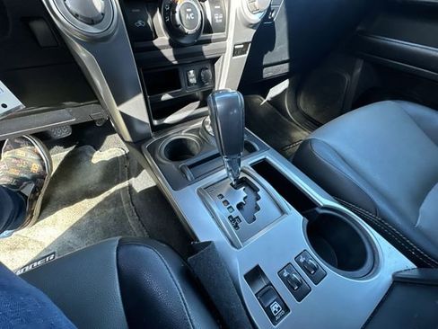 Certified 2016 Toyota 4Runner SR5 Premium image 24