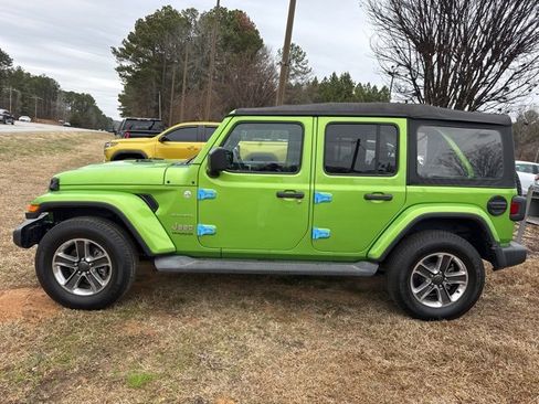 Used 2019 Jeep Wrangler Unlimited Sahara image 4