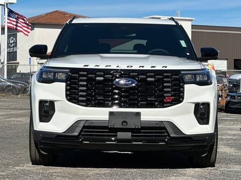 New 2026 Ford Explorer ST w/ Sun And Sound Package AWD/4WD image 8