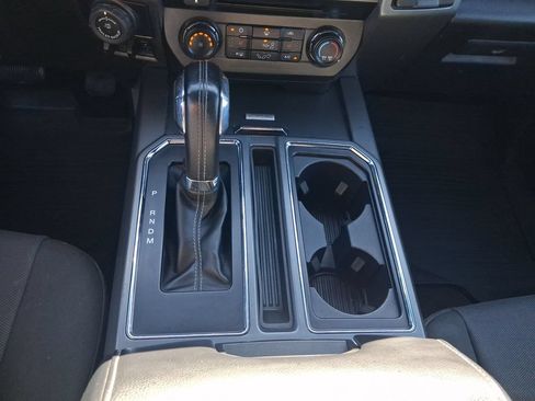 Used 2018 Ford F150 XLT w/ Equipment Group 302A Luxury AWD/4WD image 13