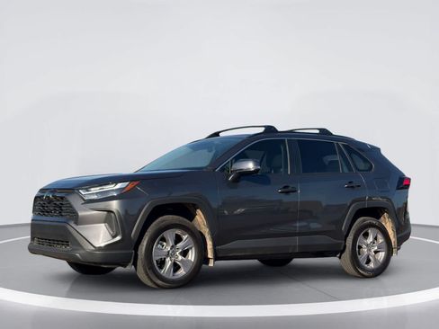 Used 2024 Toyota RAV4 XLE FWD image 2