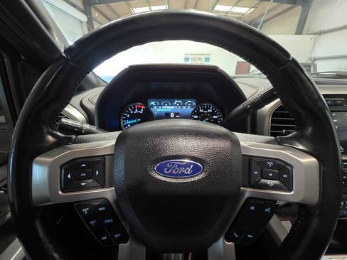 Used 2017 Ford F350 Platinum image 20
