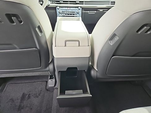 New 2025 Hyundai Santa Fe SE image 18