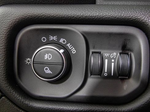 New 2026 RAM 1500 Big Horn AWD/4WD image 31