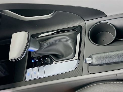 New 2026 Hyundai Elantra Sport image 14