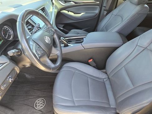 Used 2018 Buick Enclave Premium image 13