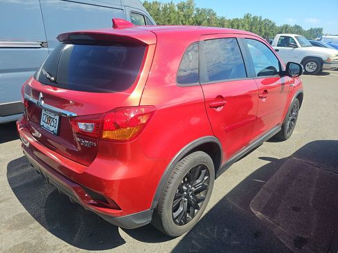 Used 2018 Mitsubishi Outlander Sport LE FWD image 3