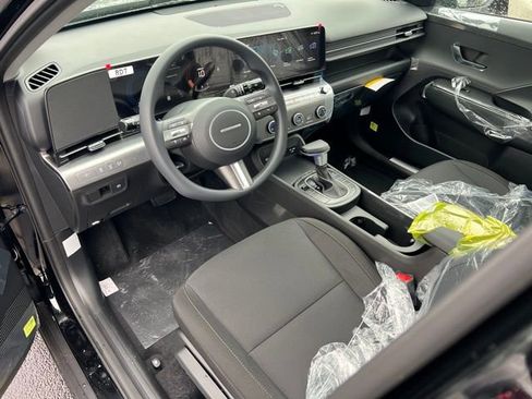 New 2026 Hyundai Kona SE AWD/4WD image 13