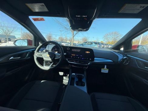 New 2026 Chevrolet Equinox EV LT AWD/4WD image 27