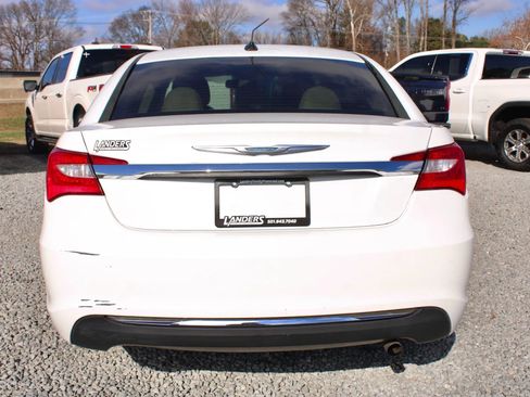 Used 2012 Chrysler 200 Touring w/ Sun/Sound Group image 10