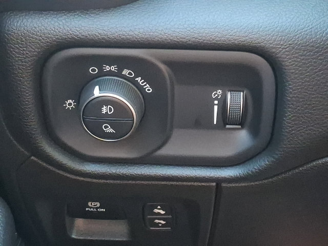 Used 2022 RAM 1500 Big Horn AWD/4WD image 26
