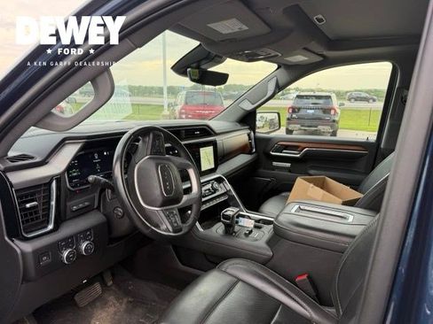Used 2022 GMC Sierra 1500 Denali w/ Technology Package AWD/4WD image 17