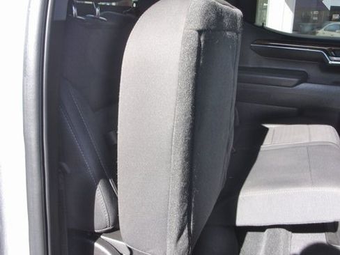 Used 2024 GMC Sierra 1500 Elevation image 34