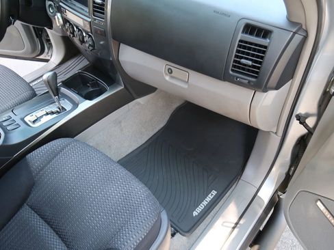 Used 2007 Toyota 4Runner Sport image 51