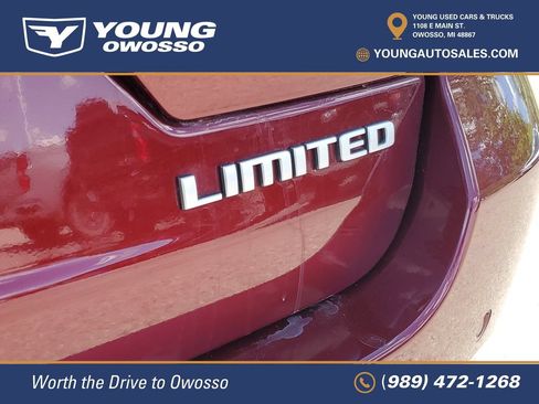 Used 2025 Jeep Grand Cherokee Limited w/ Trailer Tow Package AWD/4WD image 34