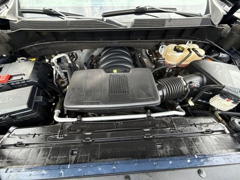Used 2022 Chevrolet Silverado 1500 LT Trail Boss w/ Bed Protection Package AWD/4WD image 26