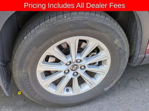 Certified 2024 Toyota Grand Highlander AWD image 9