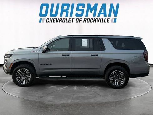Used 2026 Chevrolet Suburban Z71 w/ Sun And Tow Package AWD/4WD image 3