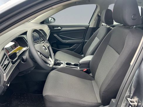 Used 2021 Volkswagen Jetta S w/ Driver Assistance Package image 7