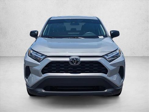 Used 2023 Toyota RAV4 LE FWD image 2