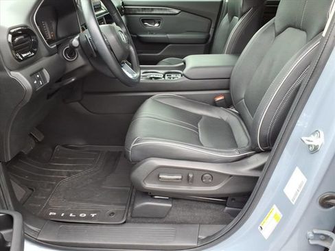 Used 2023 Honda Pilot Elite image 14