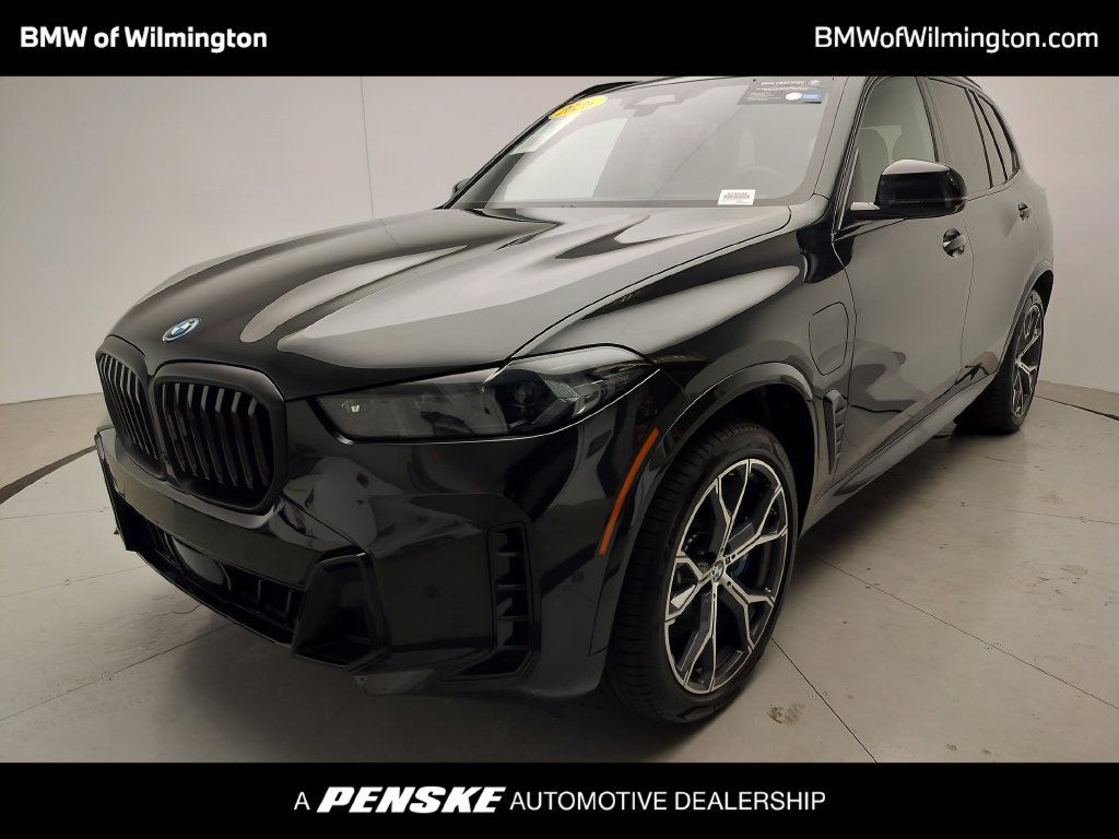 Certified 2026 BMW X5 xDrive50e w/ M Sport Package AWD/4WD image 1