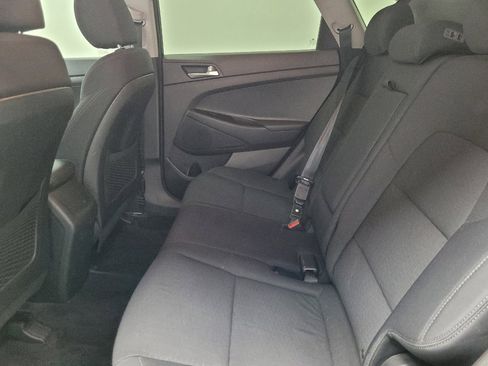 Used 2020 Hyundai Tucson SE image 18