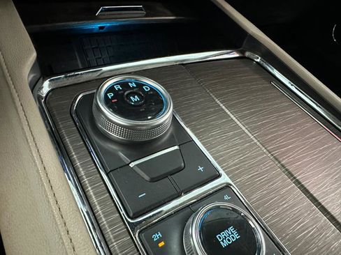 Used 2023 Ford Expedition Max Limited image 64