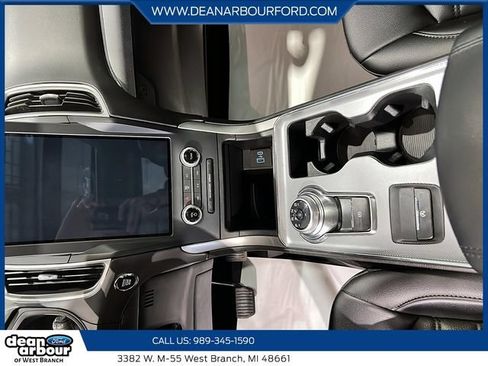 Used 2022 Ford Edge SEL w/ Convenience Package AWD/4WD image 18
