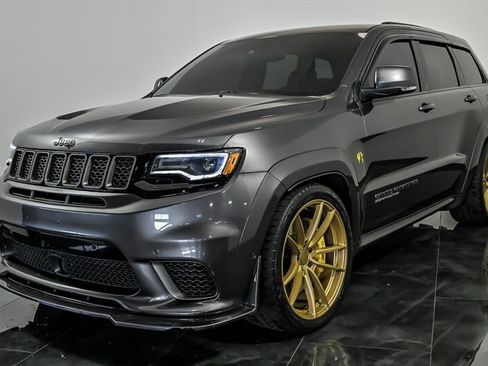 Used 2019 Jeep Grand Cherokee Trackhawk AWD/4WD image 5