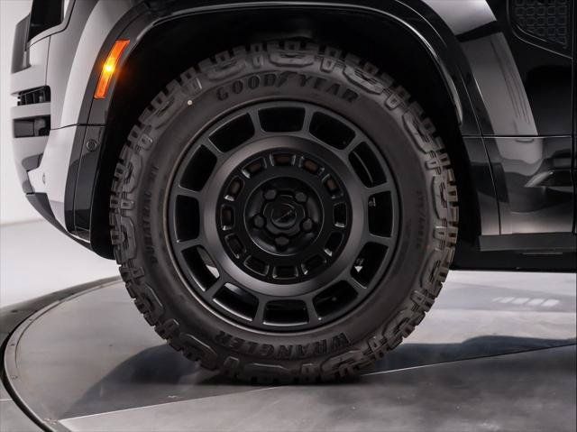 New 2026 Land Rover Defender 110 OCTA AWD/4WD image 12