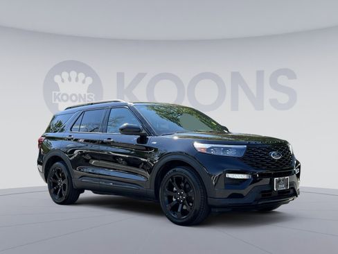 Used 2023 Ford Explorer ST-Line w/ Class IV Trailer Tow Package AWD/4WD image 10