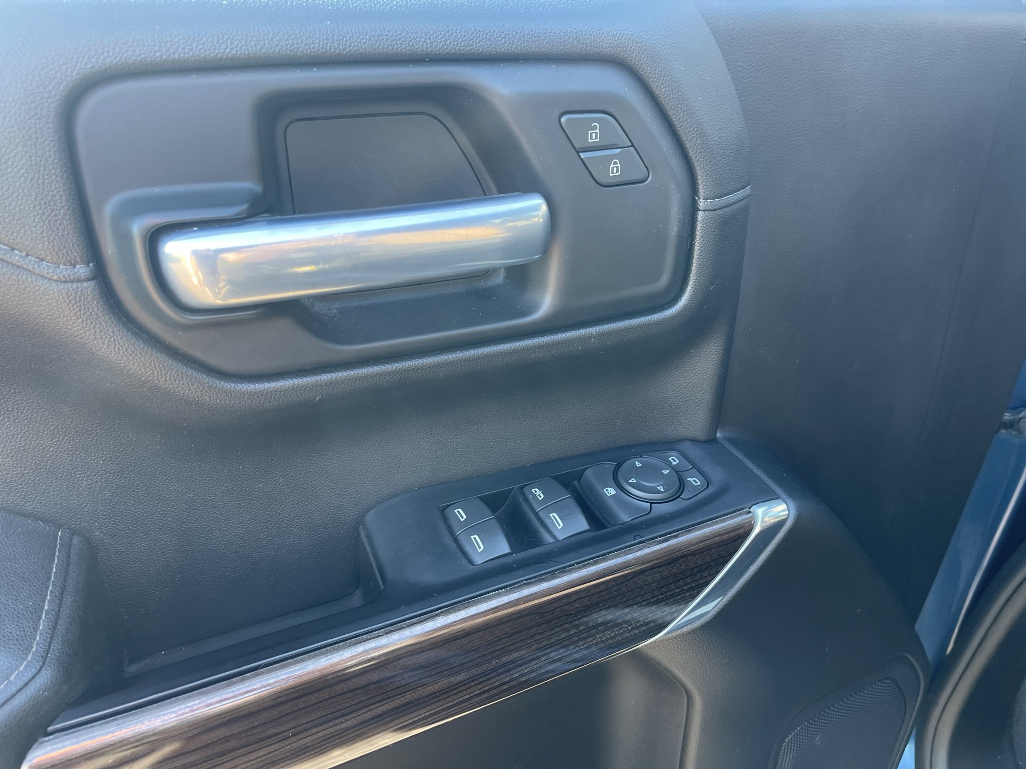 Used 2019 Chevrolet Silverado 1500 RST w/ All-Star Edition AWD/4WD image 23