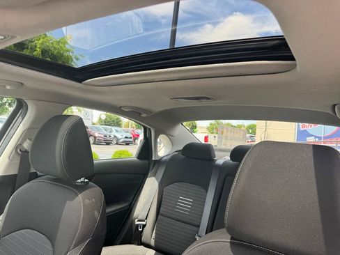 Used 2019 Kia Forte S w/ S Premium Package FWD image 14