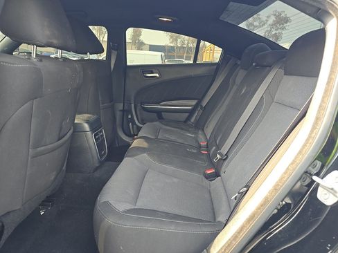 Used 2022 Dodge Charger SXT RWD image 13