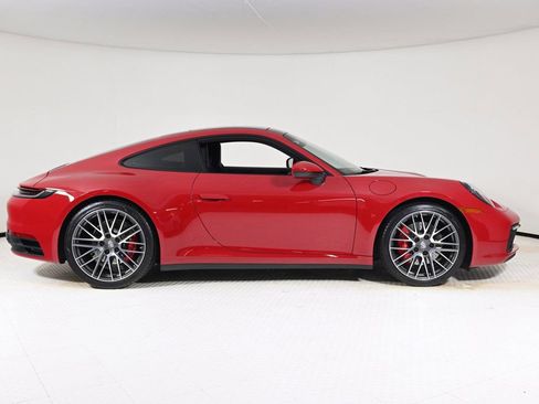 Certified 2022 Porsche 911 GT3 RS image 8