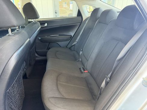 Used 2020 Kia Optima LX FWD image 9
