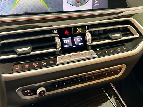 Used 2021 BMW X5 xDrive40i w/ Premium Package image 14
