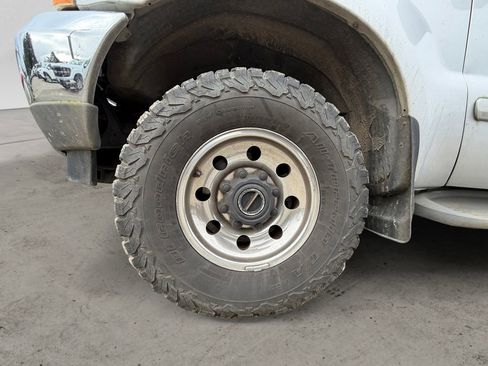 Used 2002 Ford F350 XLT AWD/4WD image 9