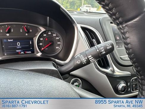 Used 2020 Chevrolet Equinox LT w/ Driver Convenience Package AWD/4WD image 19