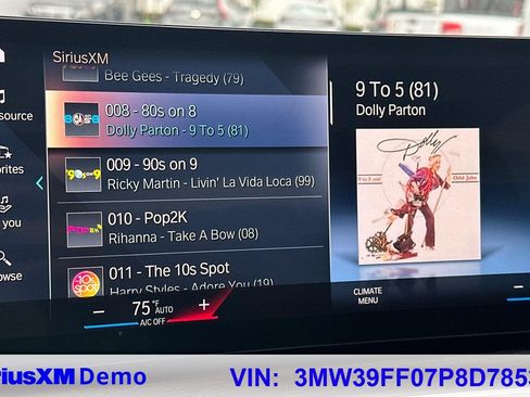 Used 2023 BMW 330e 330e iPerformance image 28