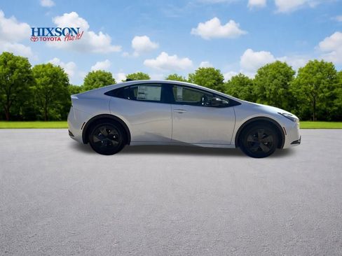 New 2026 Toyota Prius LE image 8